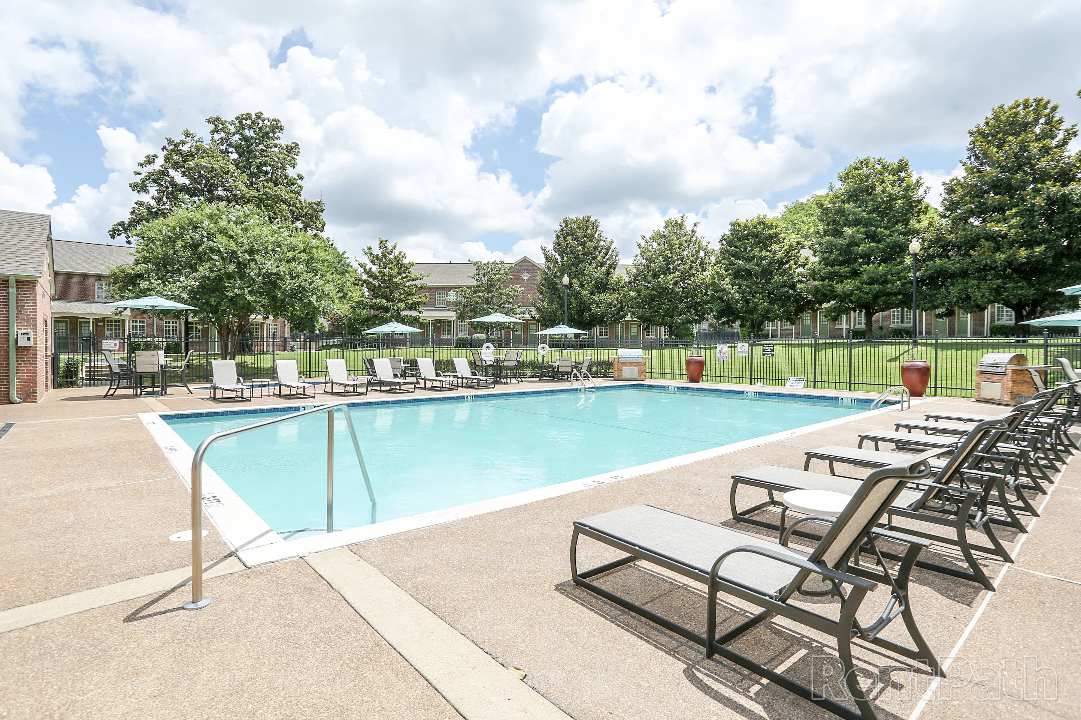 Photos and Video of Uptown Square Apartments in Memphis, TN