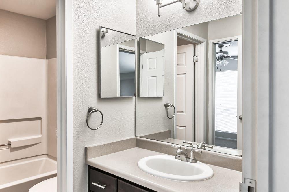 The Lodge at McCarran Ranch Apartment Homes Image 3