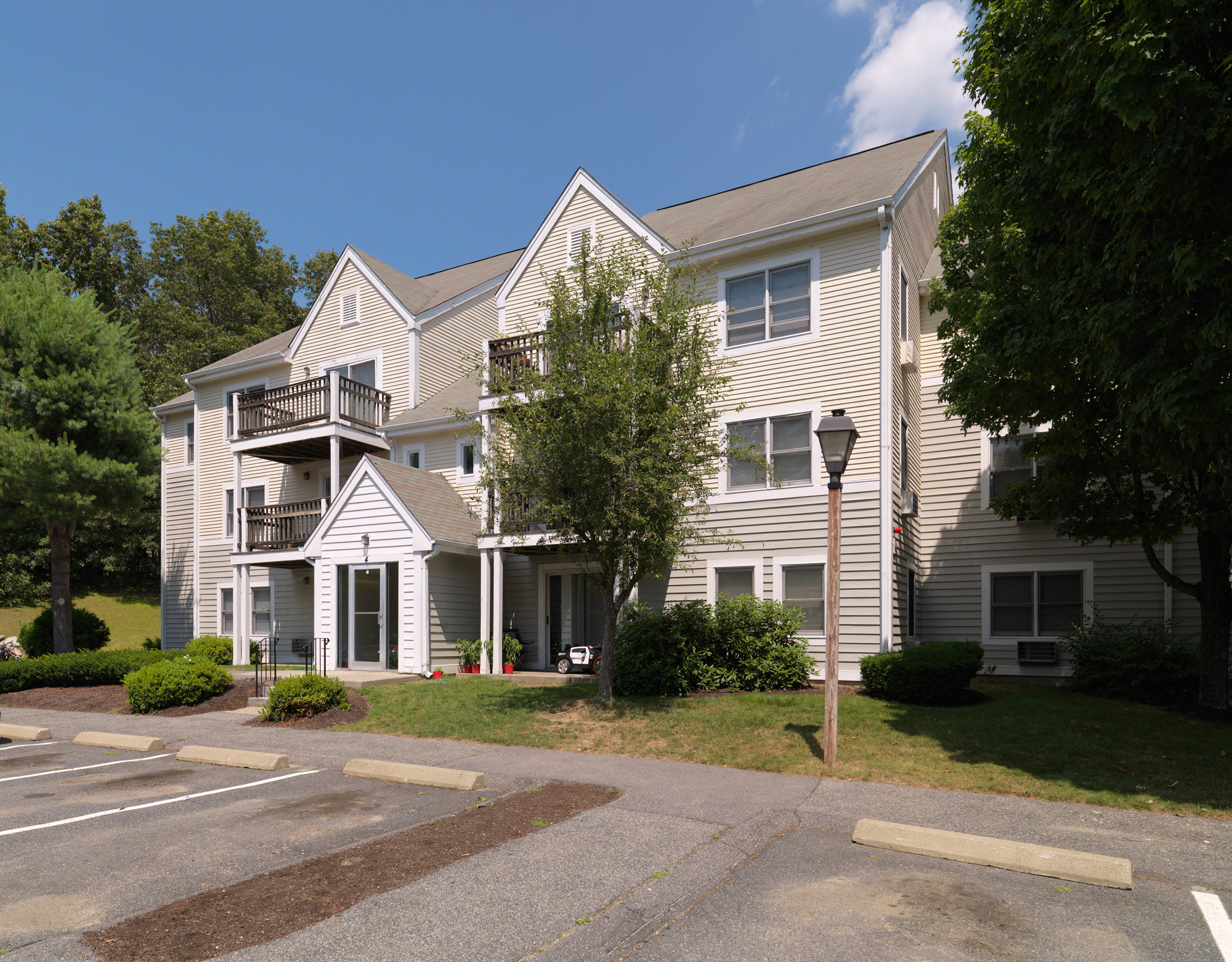 Littlebrook Apartments Apartments in Hudson, MA