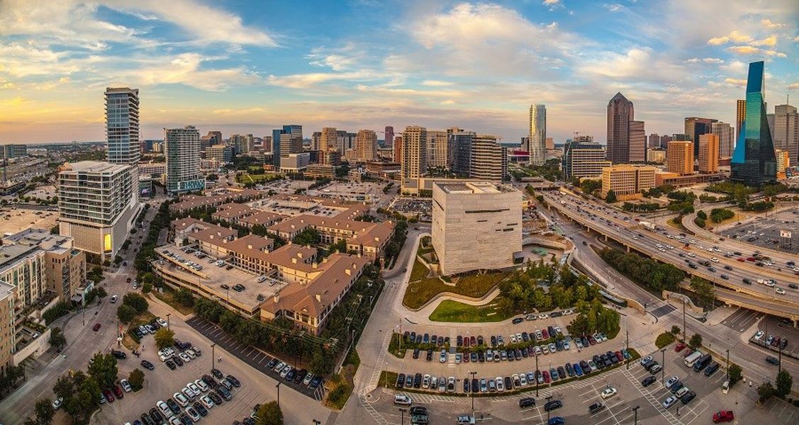 SkyHouse Dallas Image 35