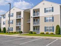 Runaway Bay Apartments Exterior Apartment Building