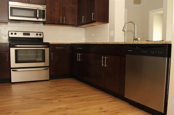 Espresso or Maple cabinetry
