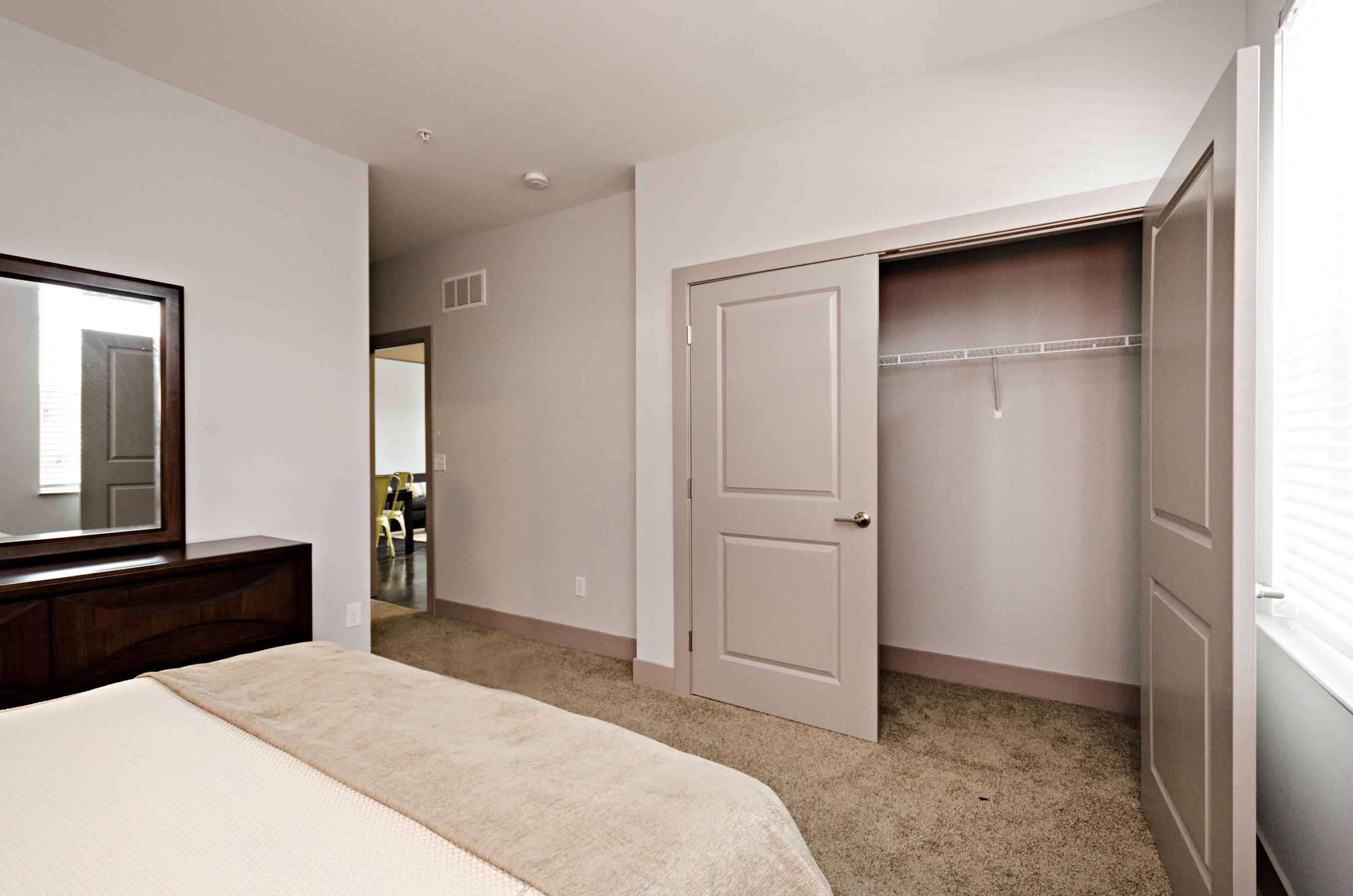Bedroom- MadMar Flats- Oakley Cincinnati, OH Apartments