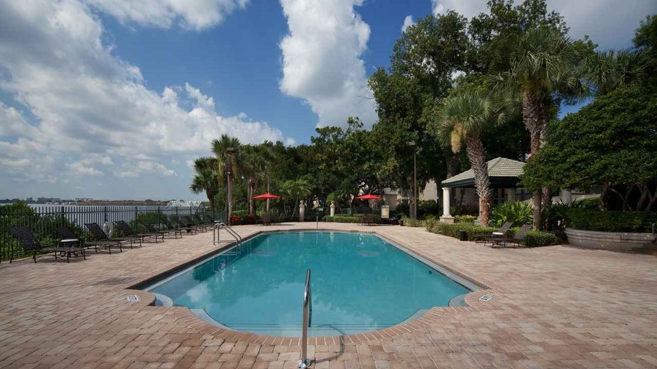 Bayside Arbors Image 29