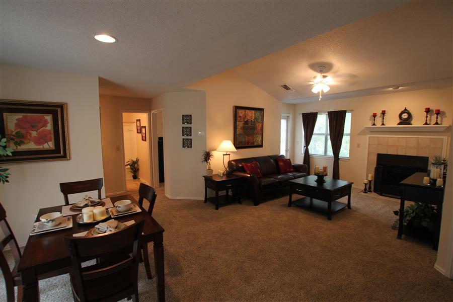 Photos and Video of The Ethans Apartments in Kansas City, MO