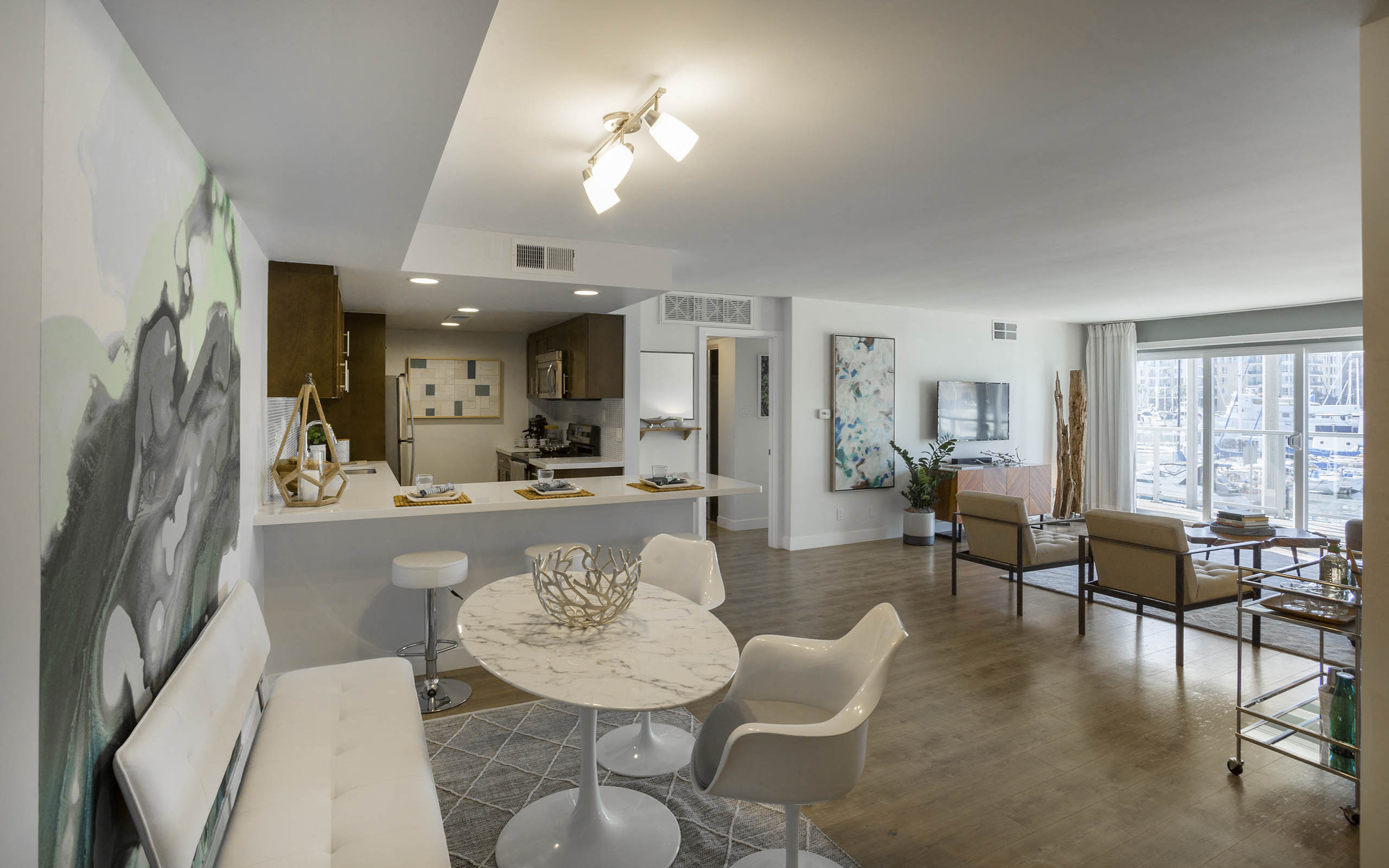 Wayfarer® Apartments + Marina Image 5