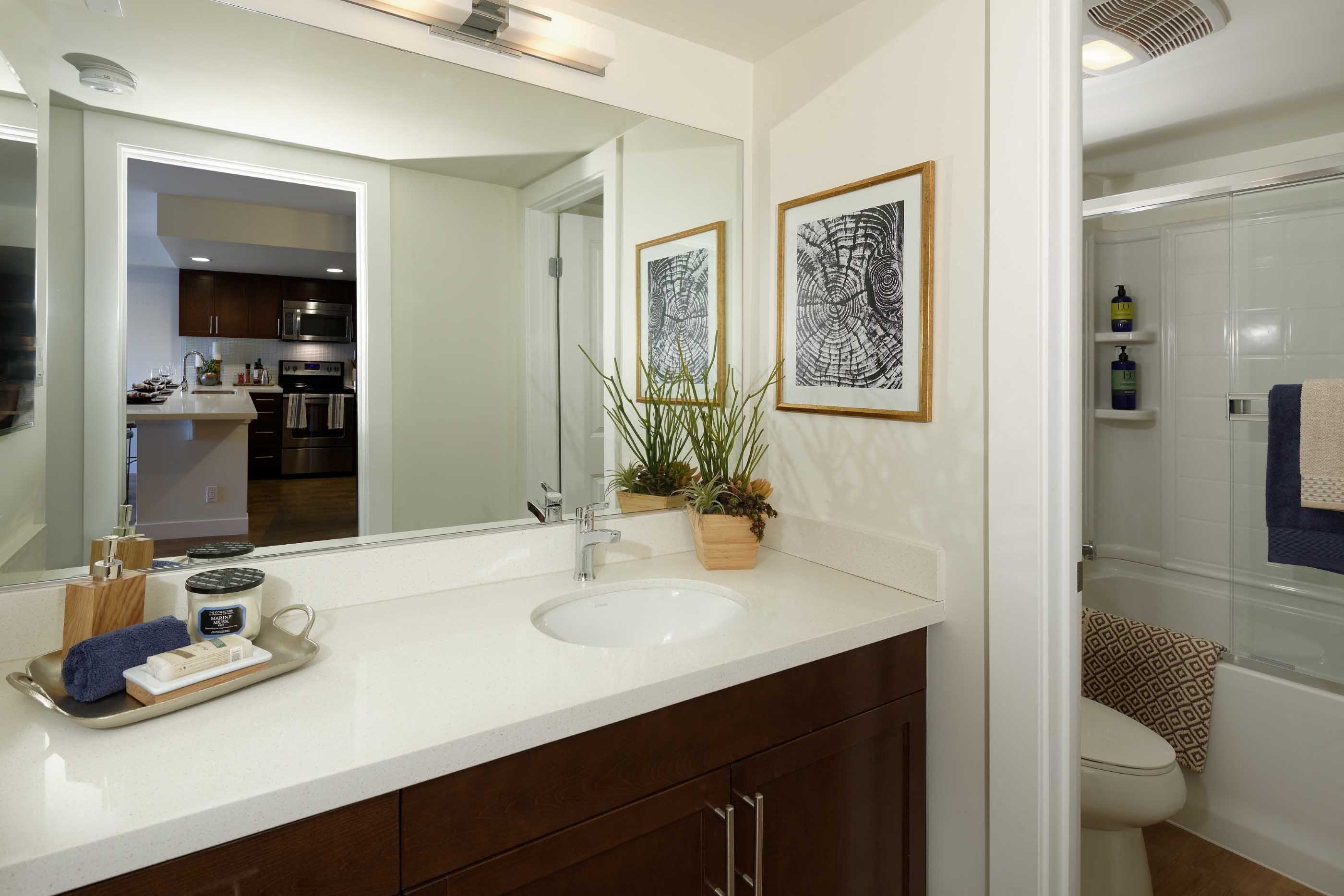 Wayfarer® Apartments + Marina Image 17