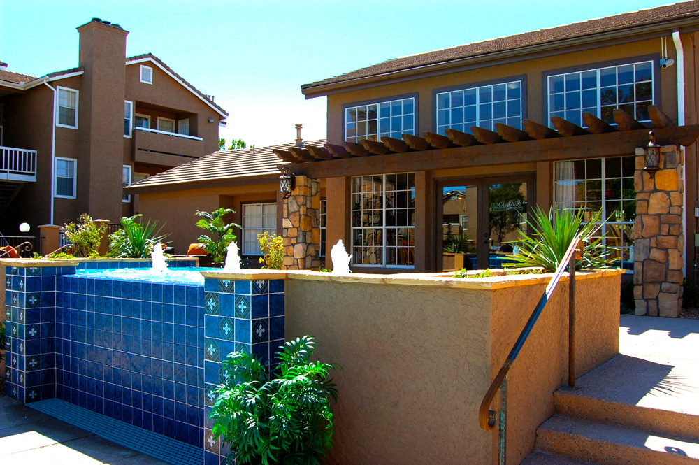 River_walk_Puerta_de_corrales_Albuquerque_NM_Pool_Area