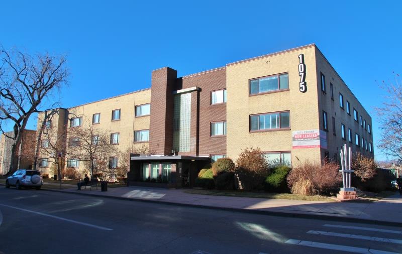 1075 Corona Image 16
