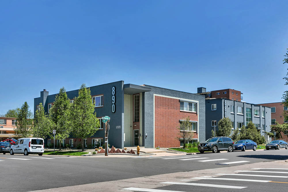 880 &amp; 890 Dexter Image 1