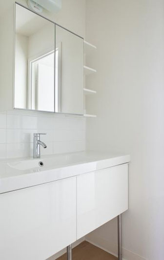 805 Dahlia Image 22