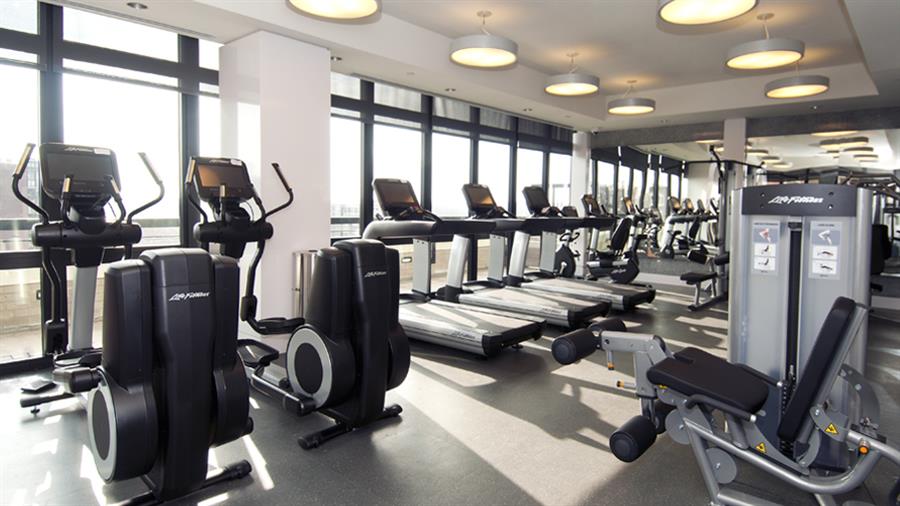 KICK Fitness Center with Personal Trainer KICK Fitness Center with Personal Trainer