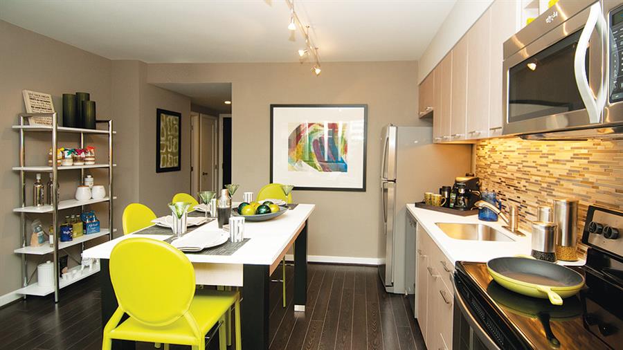 Moveable kitchen islands are versatile space for both prep and dining Moveable kitchen islands are versatile space for both prep and dining