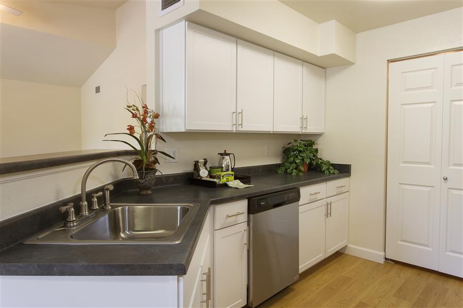 Greenwood Park Apartments Image 61