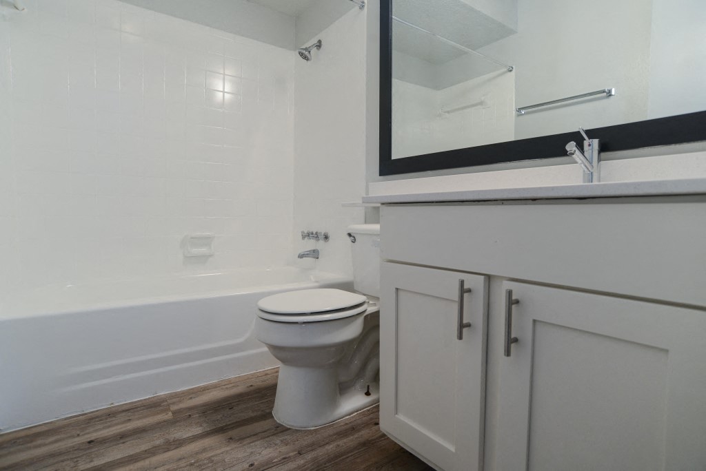 Photos and Video of Jewel Apartments in Austin, TX