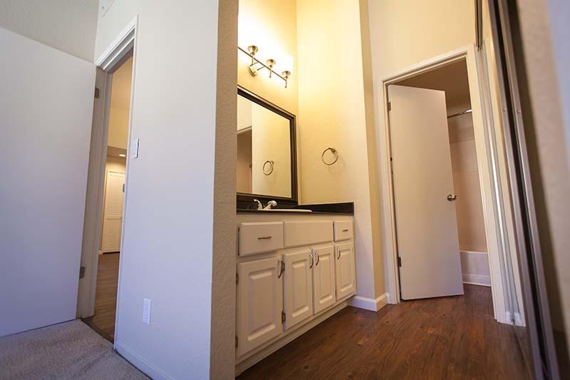 Laurel Grove Image 7