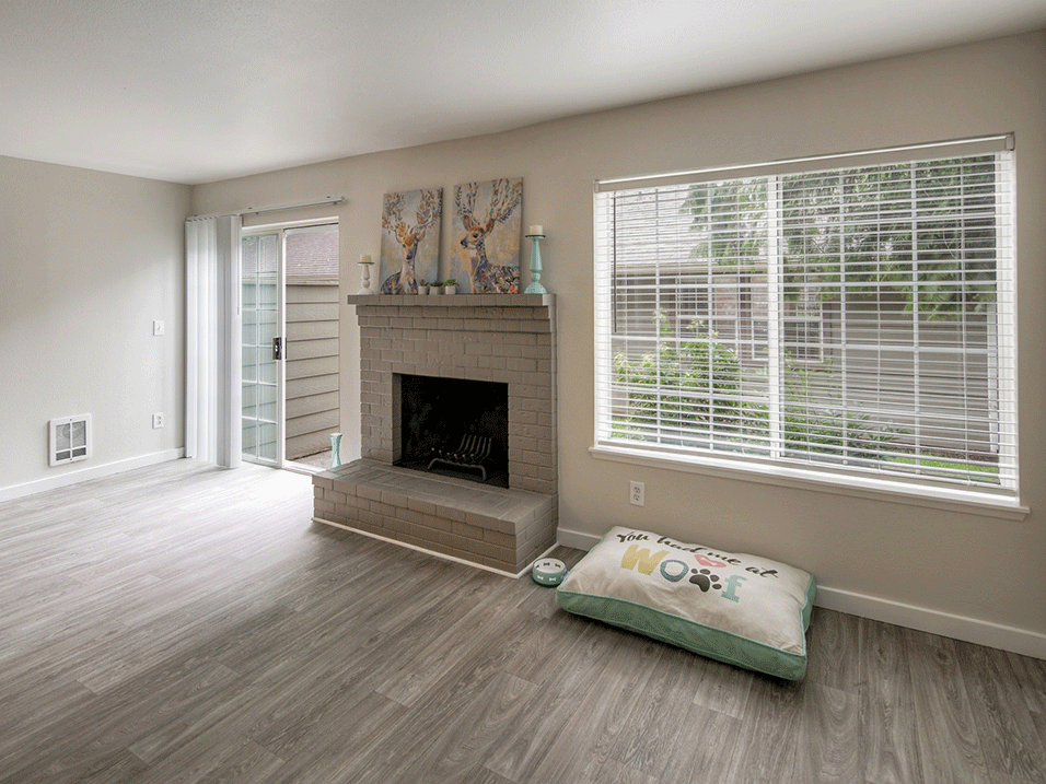 Creekside Village Image 45