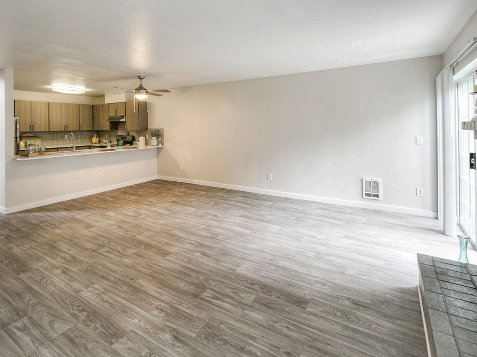 Creekside Village Image 46