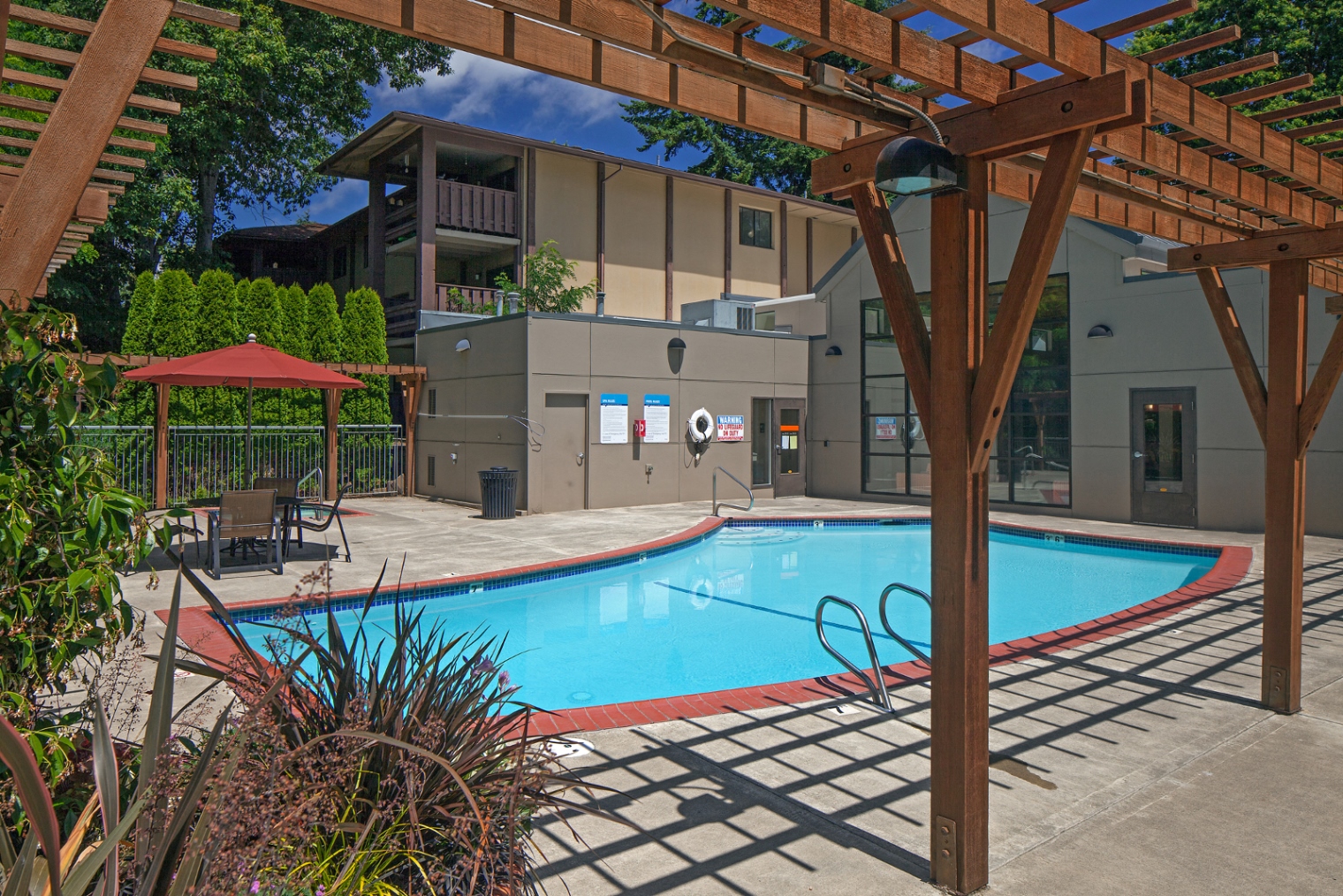 Parkridge Apartments Image 2