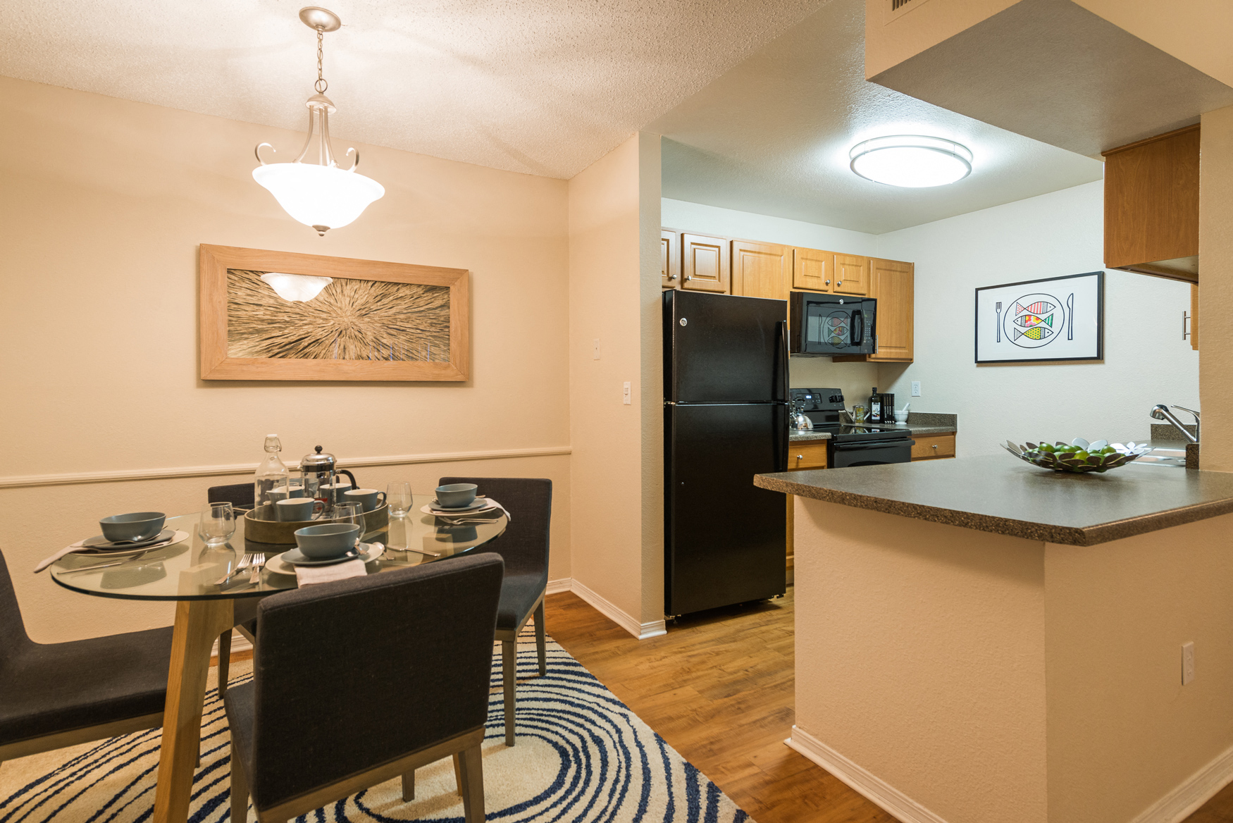 Apres Apartment Homes Image 5