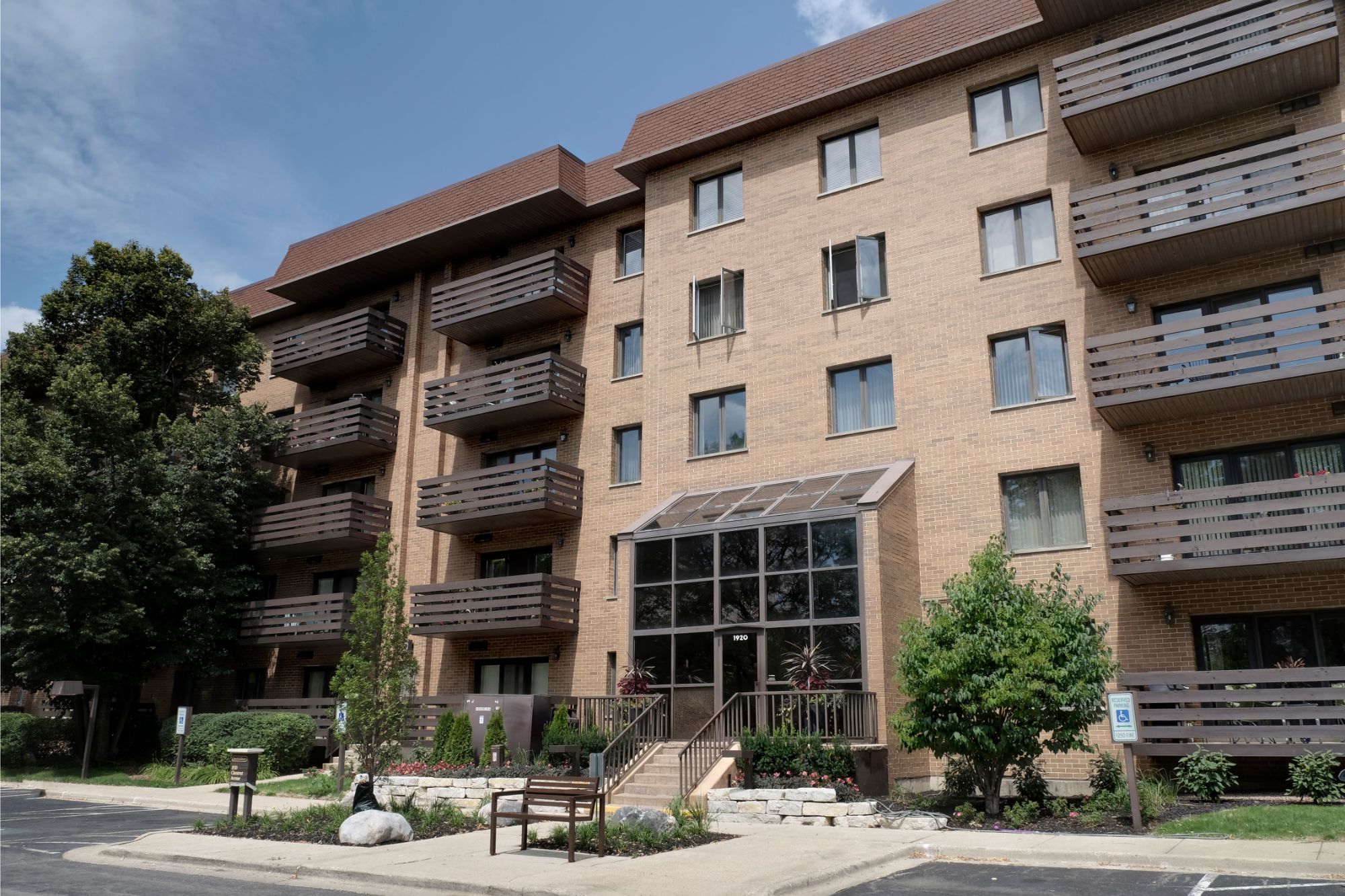 Valley Lo Towers II Apartments Image 40