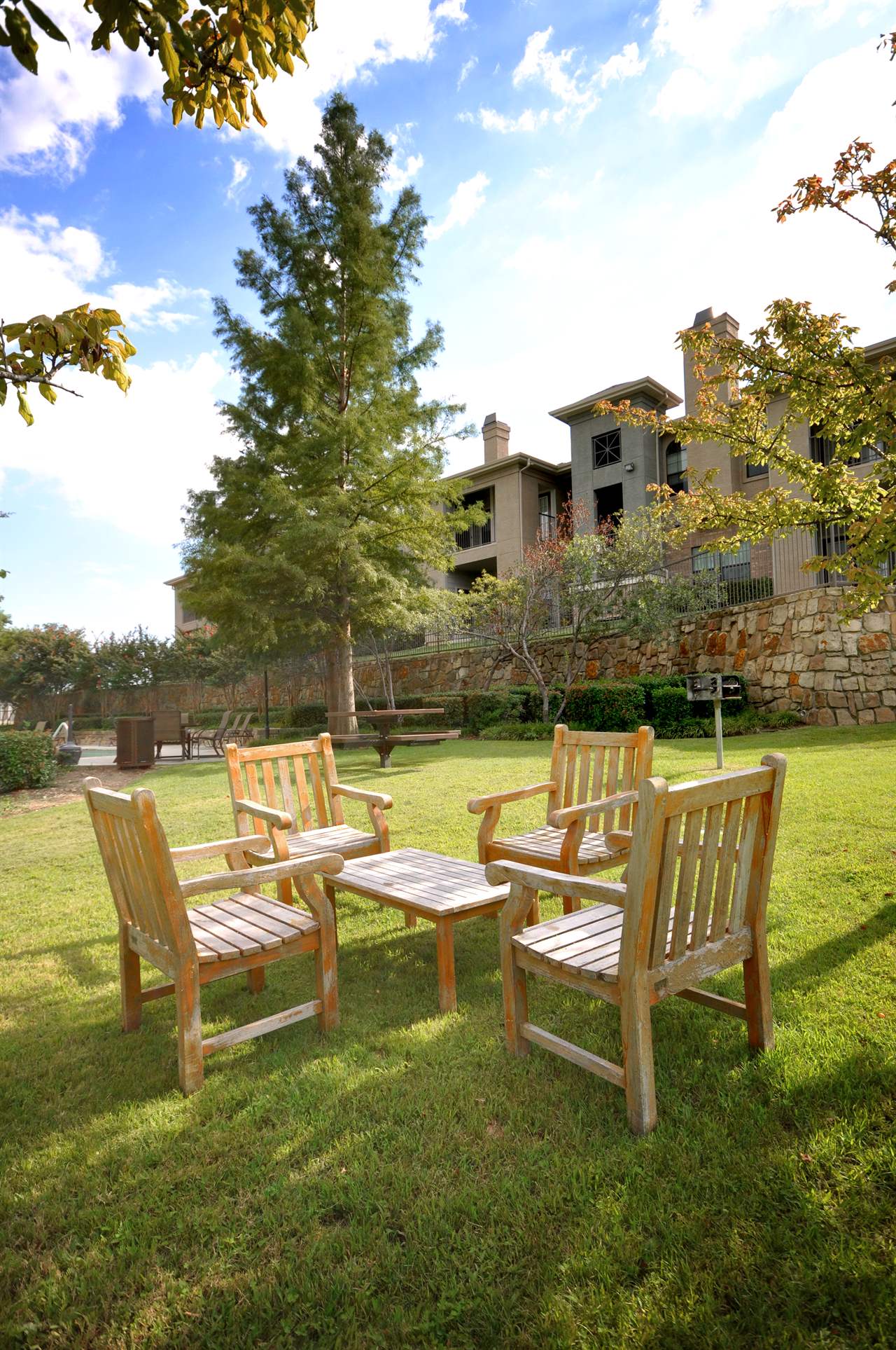 Stoneleigh on Cartwright Apartments in Balch Springs, TX