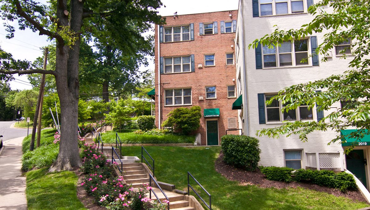 Park Apartments in Arlington, VA