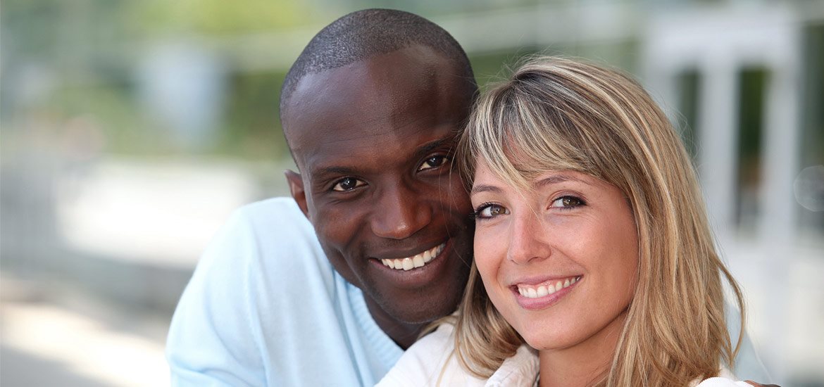 Имеет белую женщину. Black woman and White man. White man Black girl. White woman and Black men around. White women belong to.