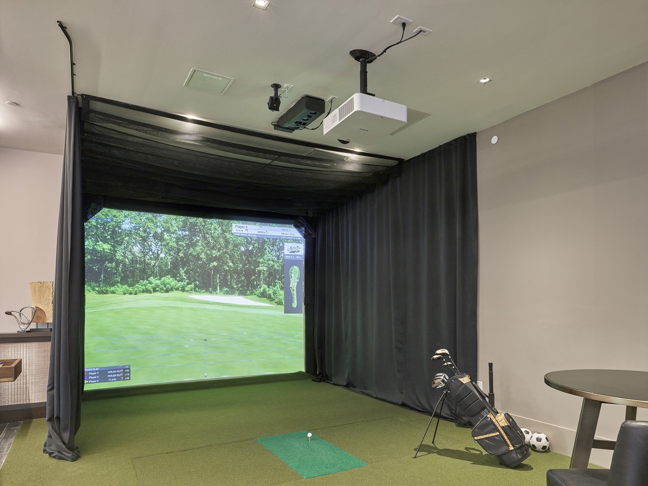 game room, sport simulator, amenity room, clubhouse