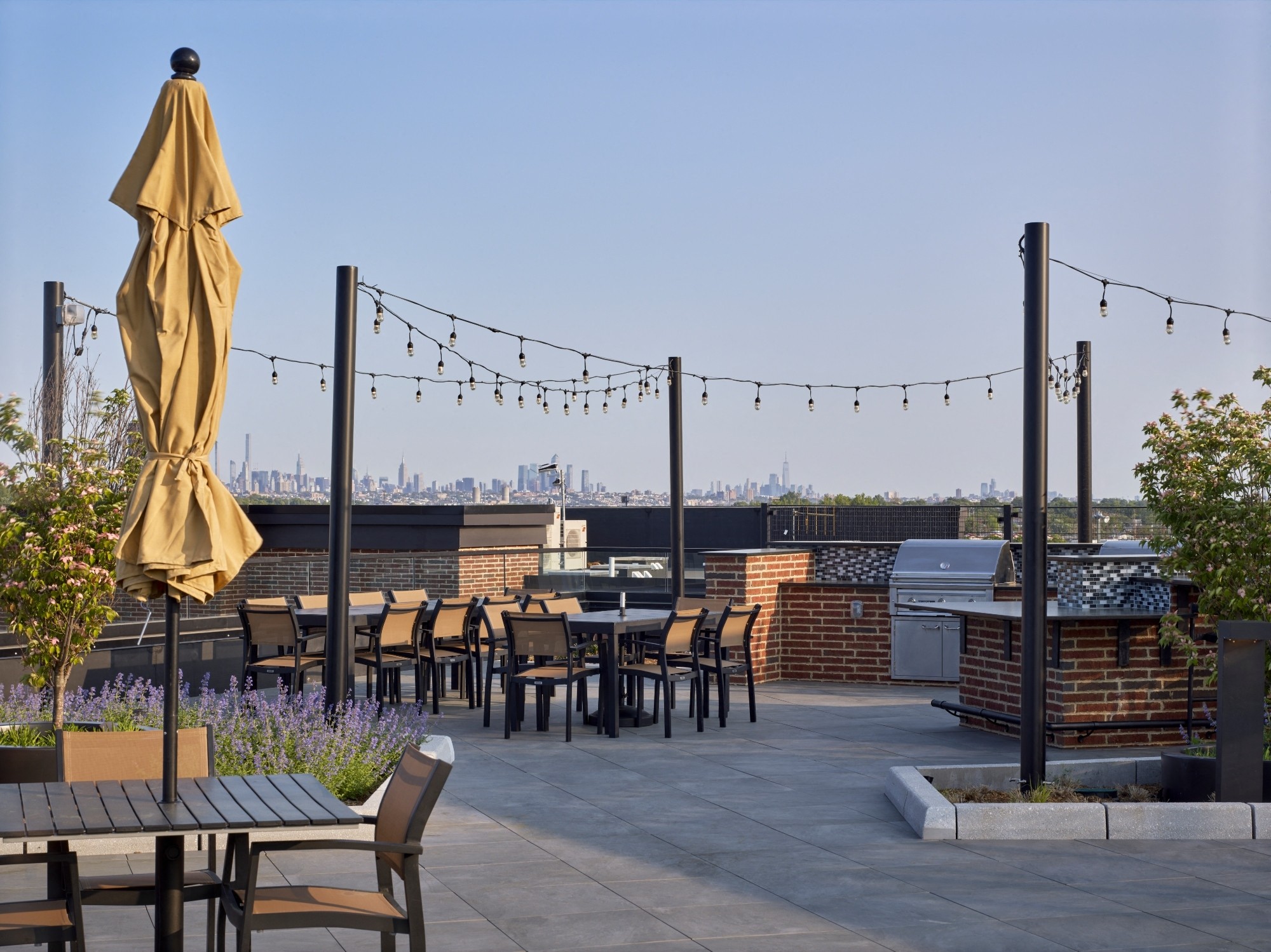 outdoor seating, rooftop, rooftop lounge, outdoor lounge, chairs, lounge chairs