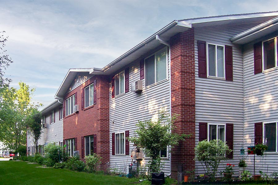 Marquette Manor