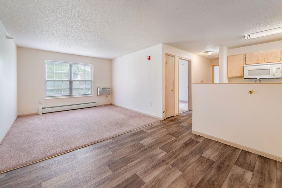 Summit House Apartments