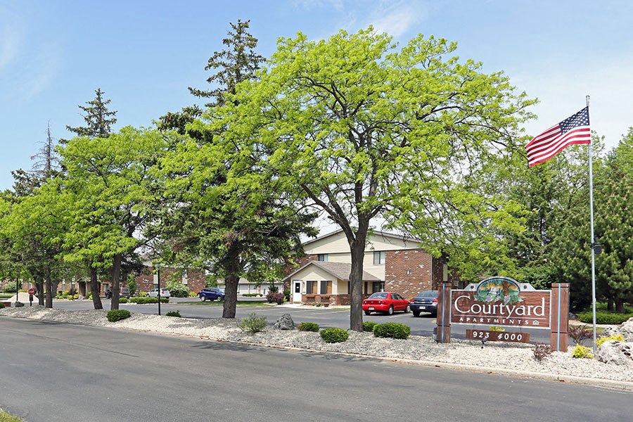 Courtyard Apartments