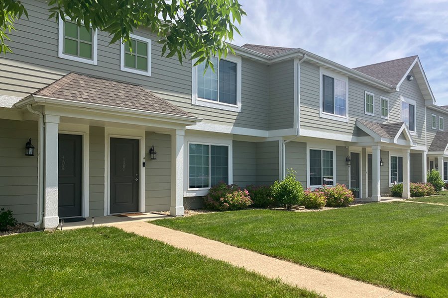 Meadow Lake of Clear Lake Apartments 2