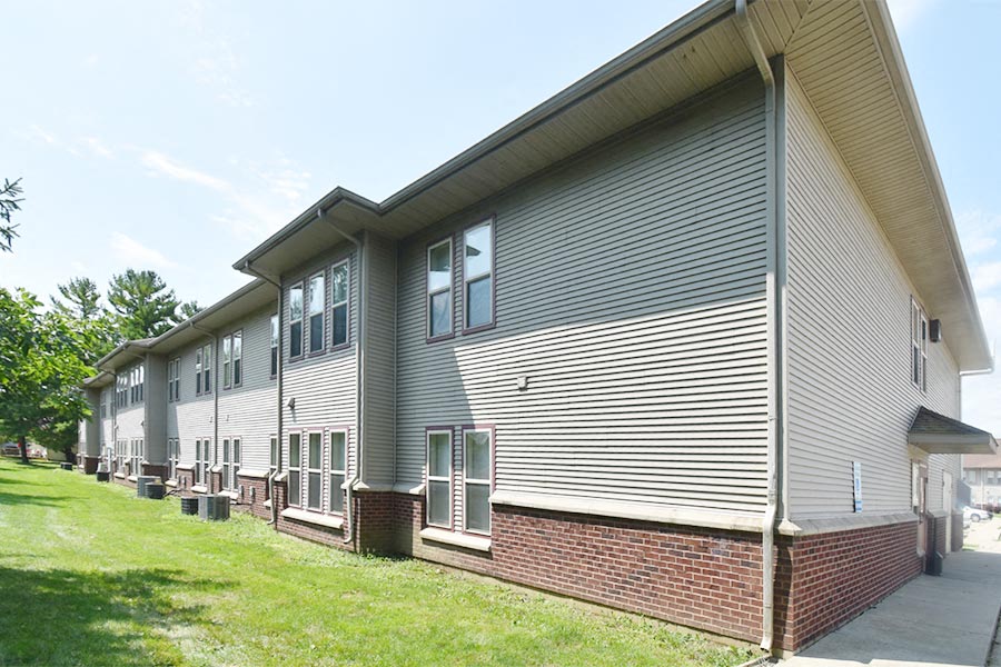 Meadowview Apartments - Mahomet 3