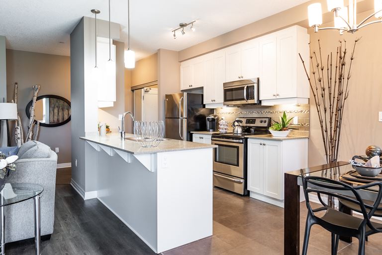 905 Southdale Road W.