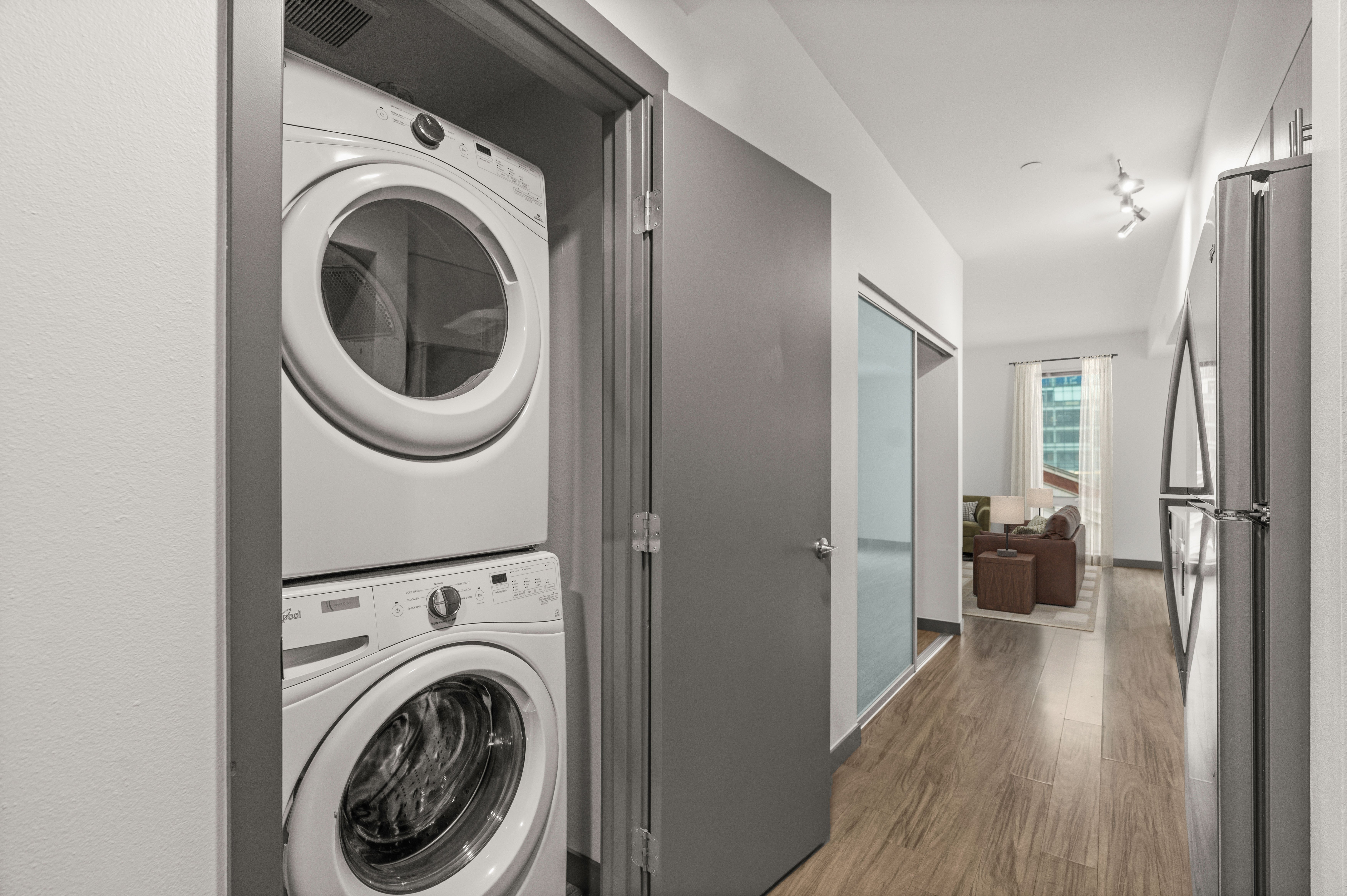 Icon Apartments — image 16