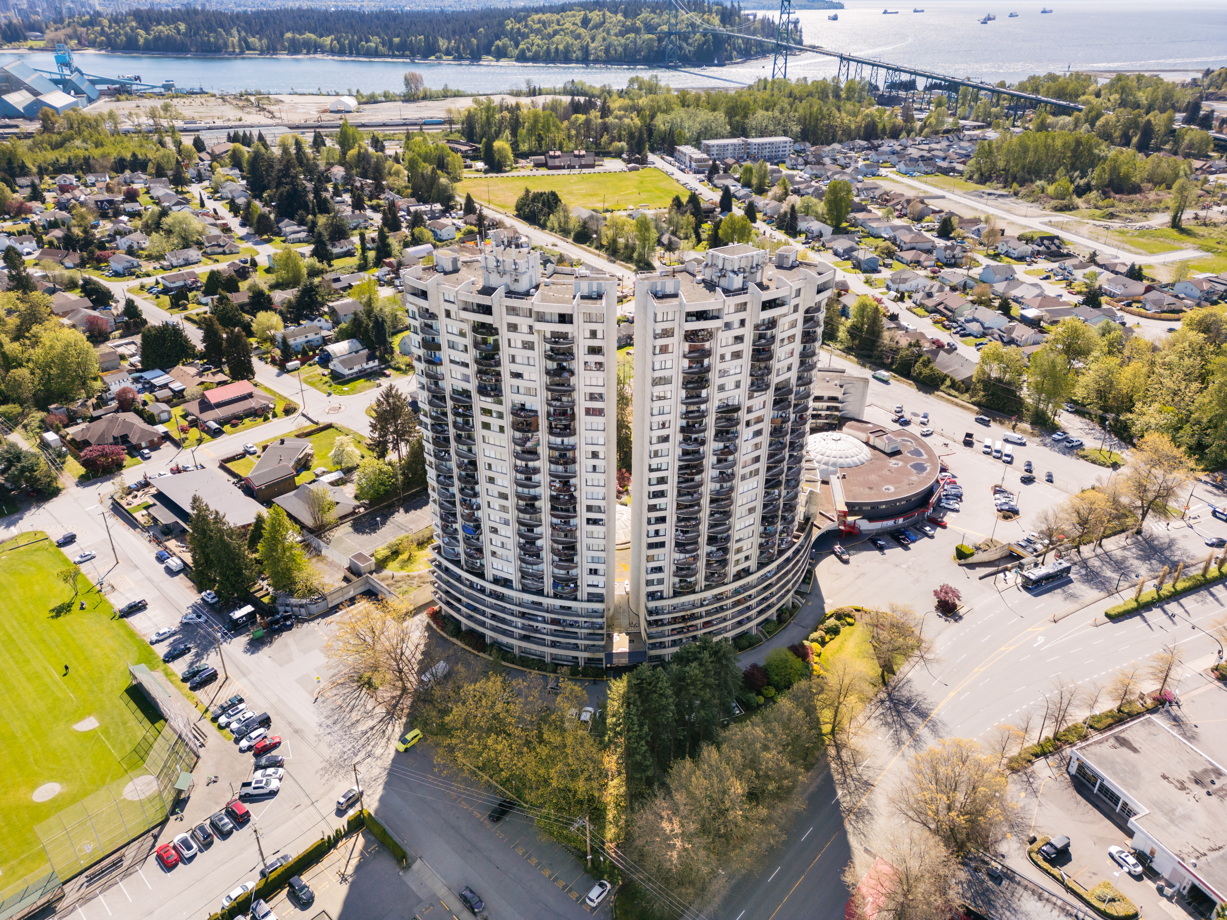 International Plaza (Residential) #979-1943