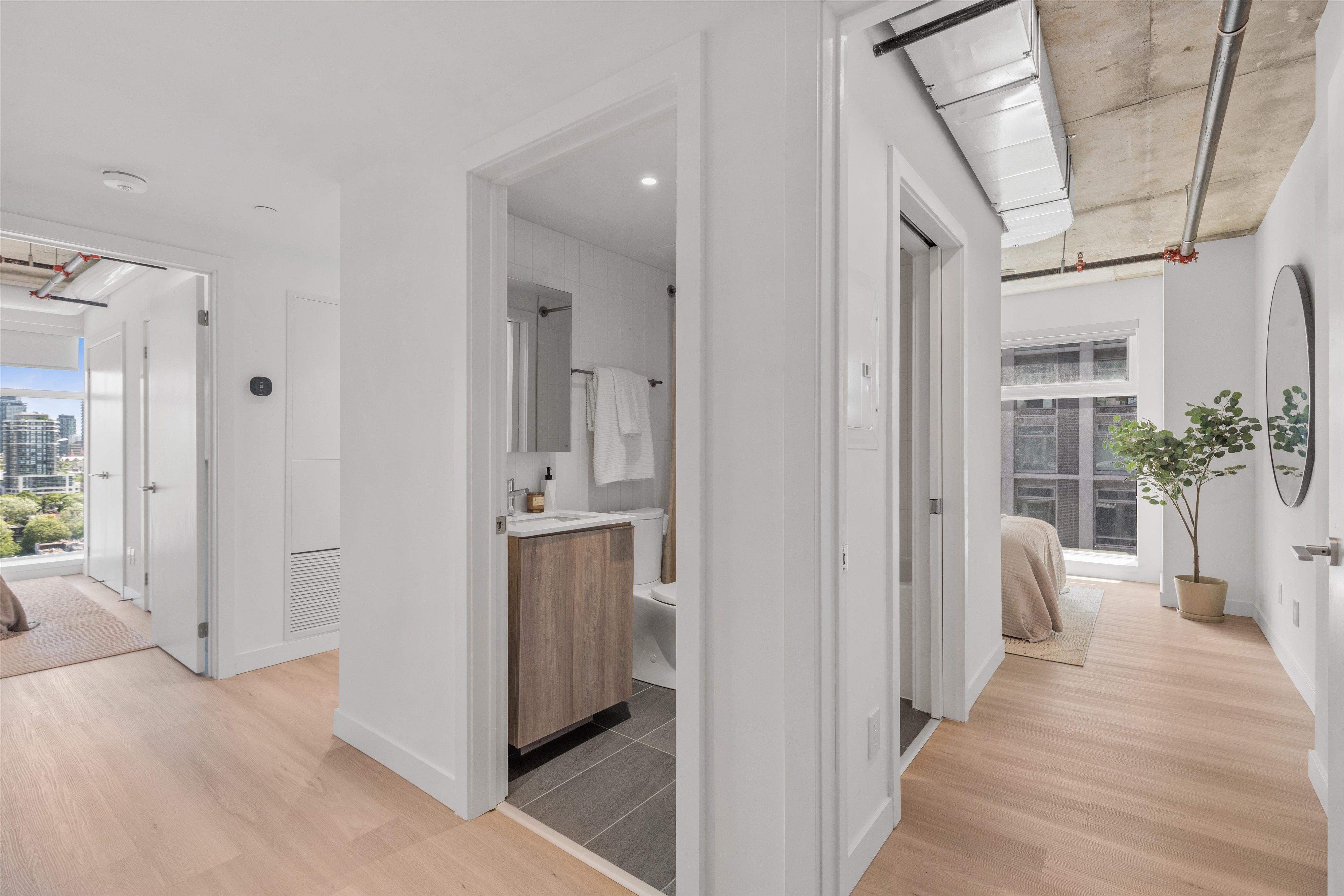 Mirvish Village Residential #748-0802