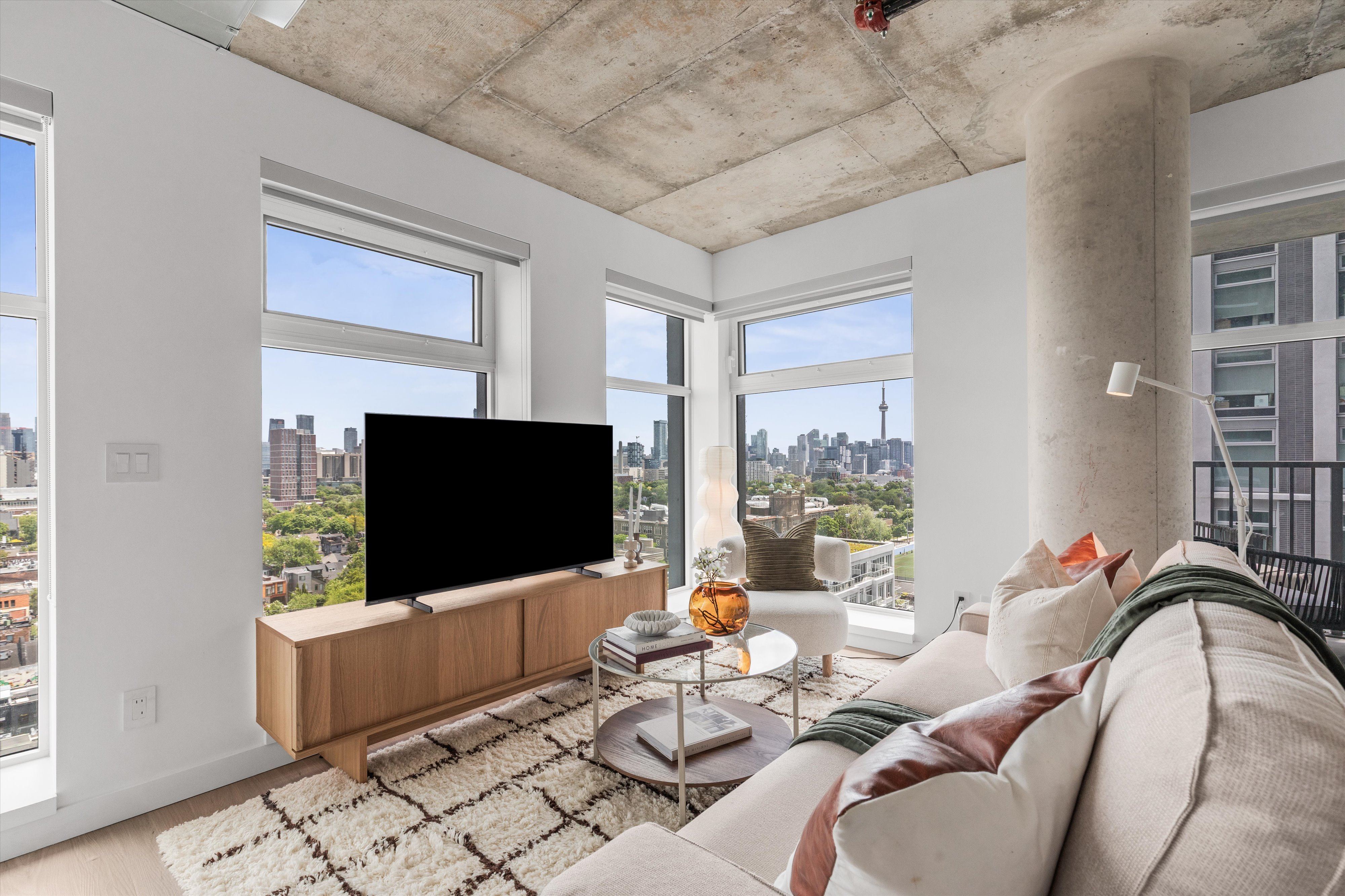 Mirvish Village Residential #748-0802