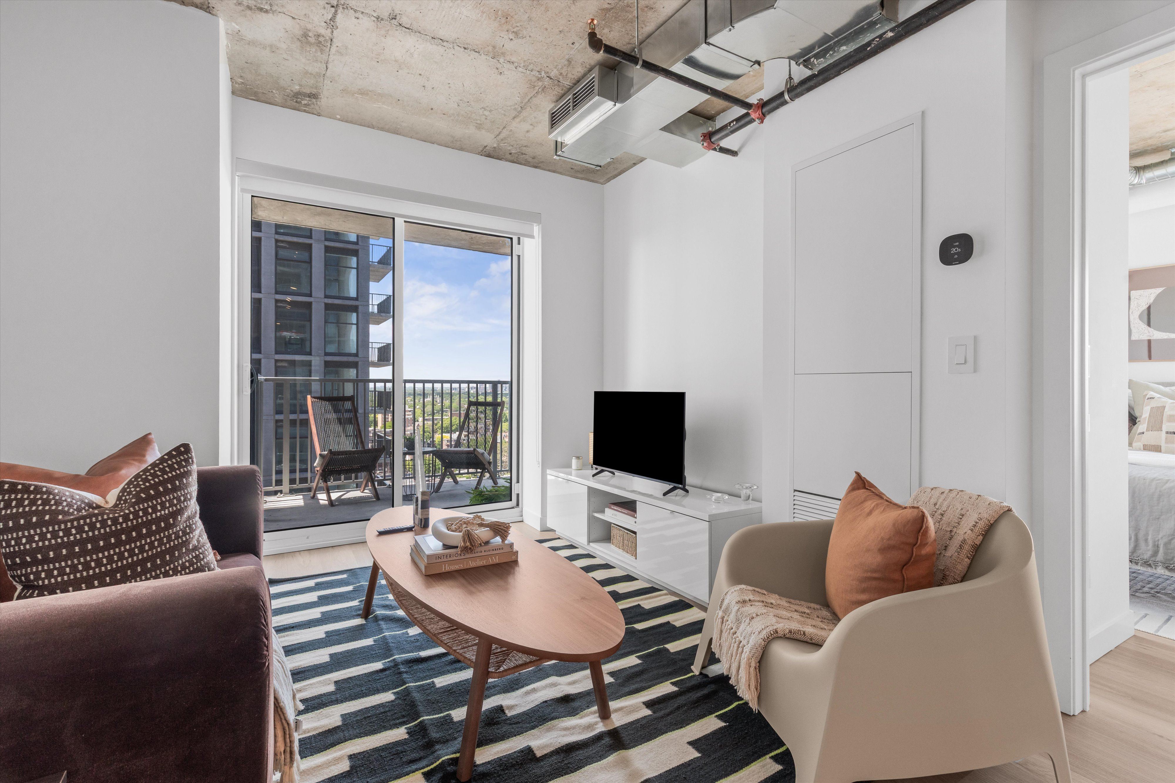 Mirvish Village Residential #748-0902