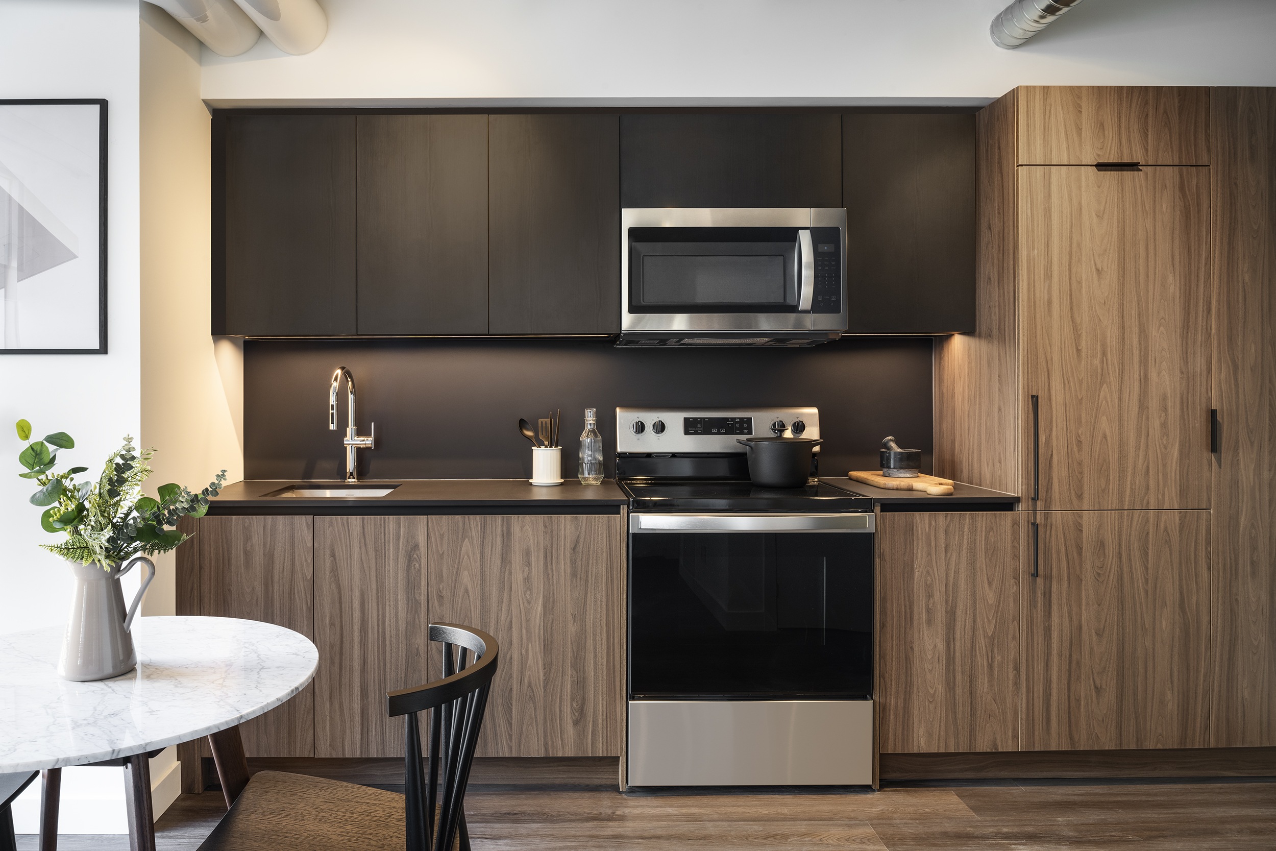 Mirvish Village Residential #589-0708