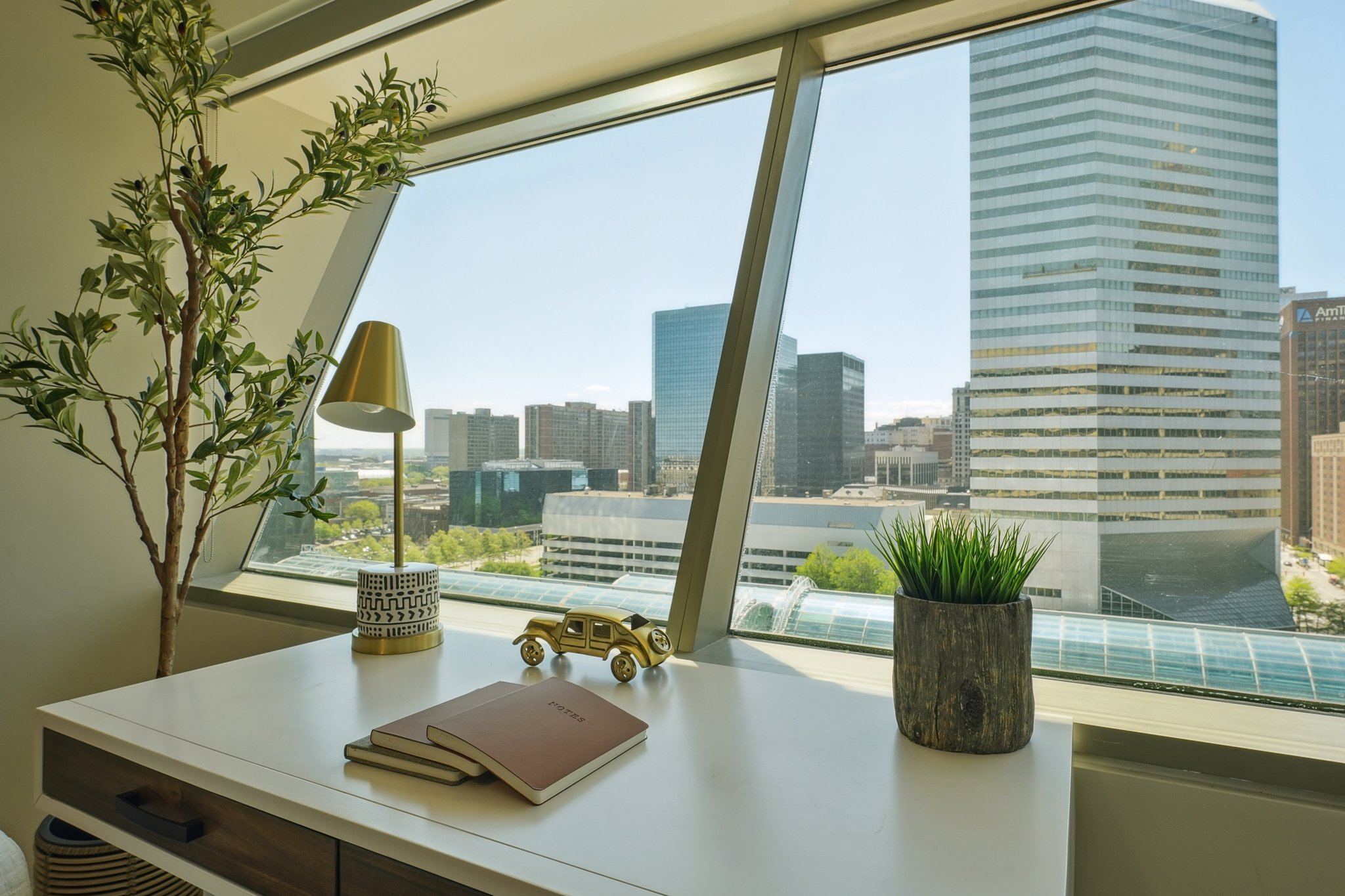 The Bell 45 Erieview Plaza, Cleveland, OH 44114 Cleveland - Leasing by Cross Street