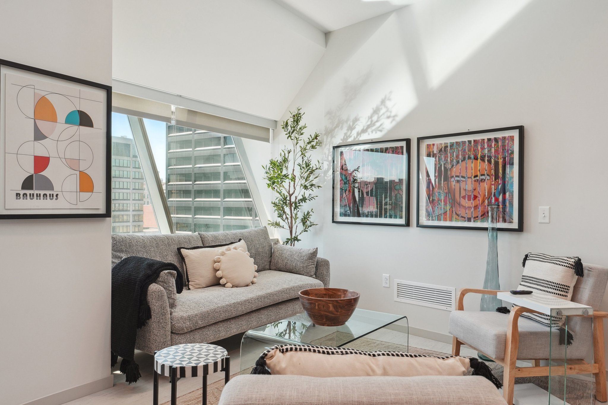 The Bell 45 Erieview Plaza, Cleveland, OH 44114 Cleveland - Leasing by Cross Street
