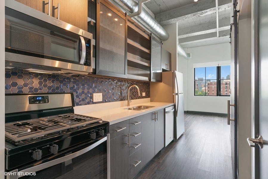 Uncommon 2101 S Wabash Ave, Chicago, IL 60616 South Loop - Leasing by Cross Street