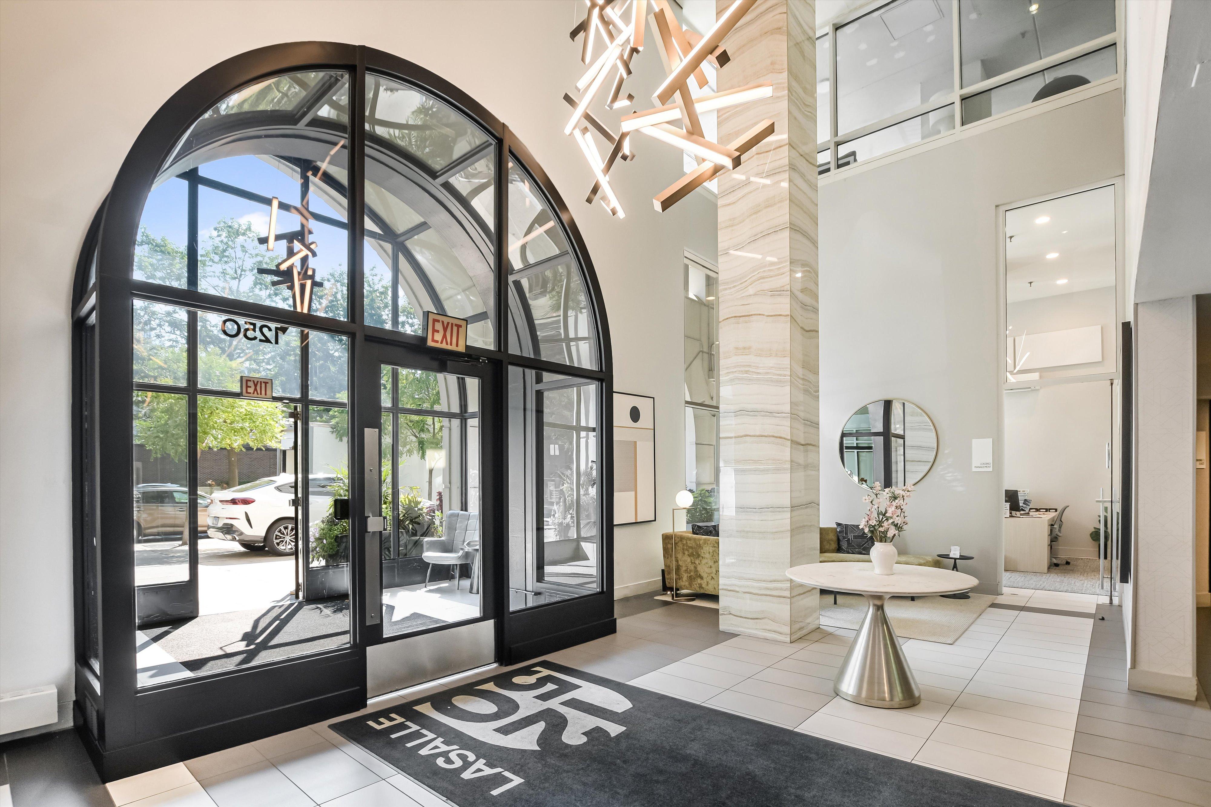 1250 N LaSalle 1250 N. LaSalle Dr., Chicago, IL 60610