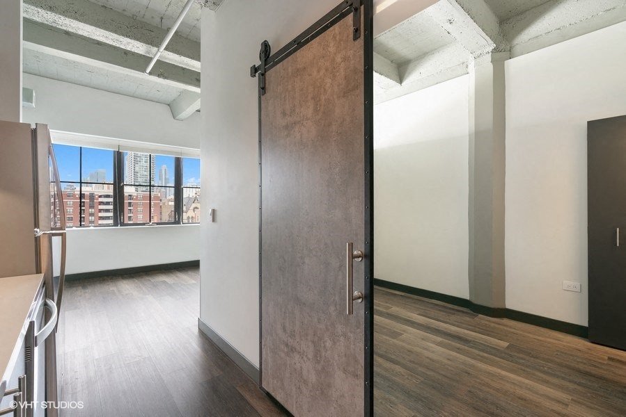 Uncommon 2101 S Wabash Ave, Chicago, IL 60616 South Loop - Leasing by Cross Street