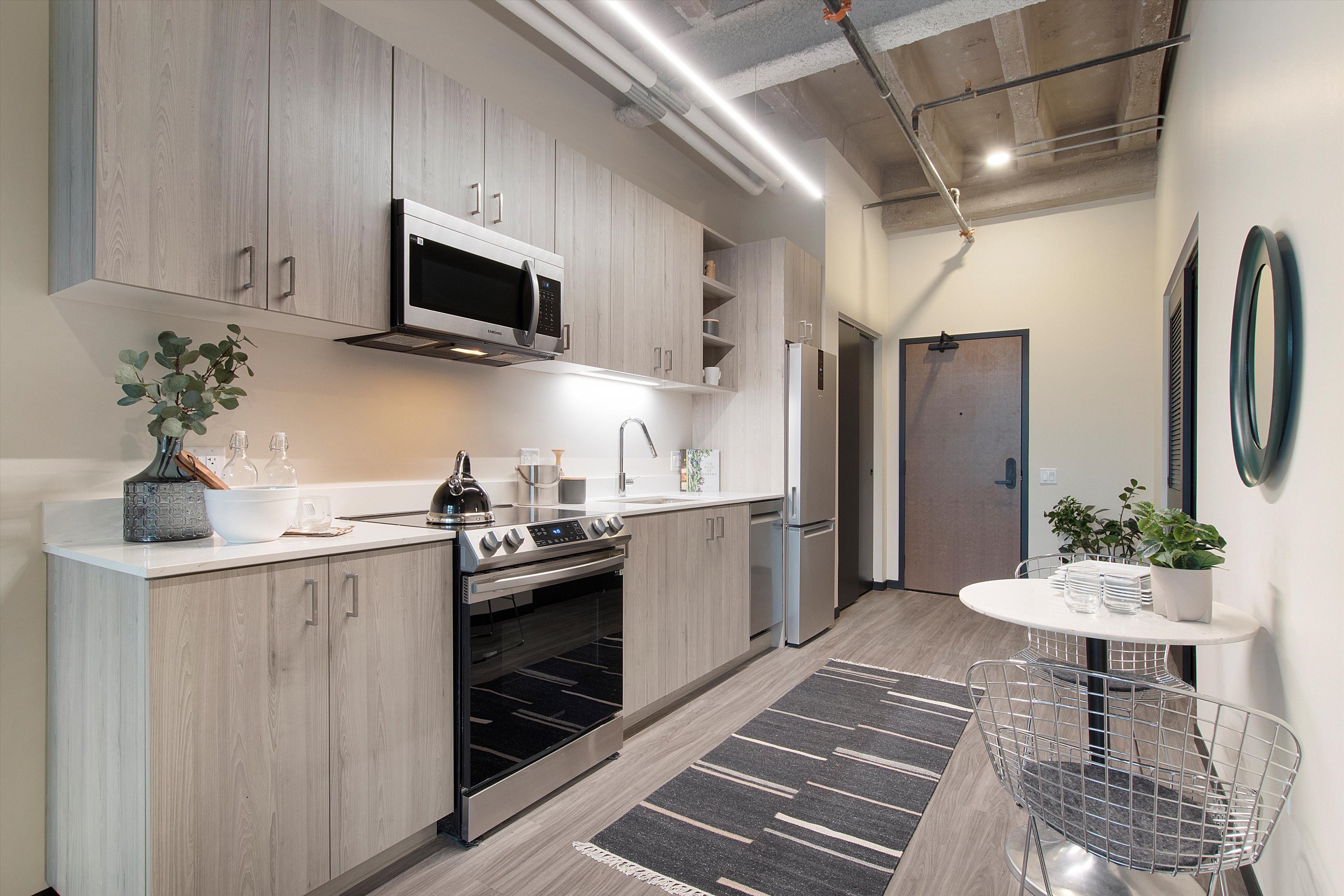 The Ludlow 2032 N Clybourn Ave, Chicago, IL 60614