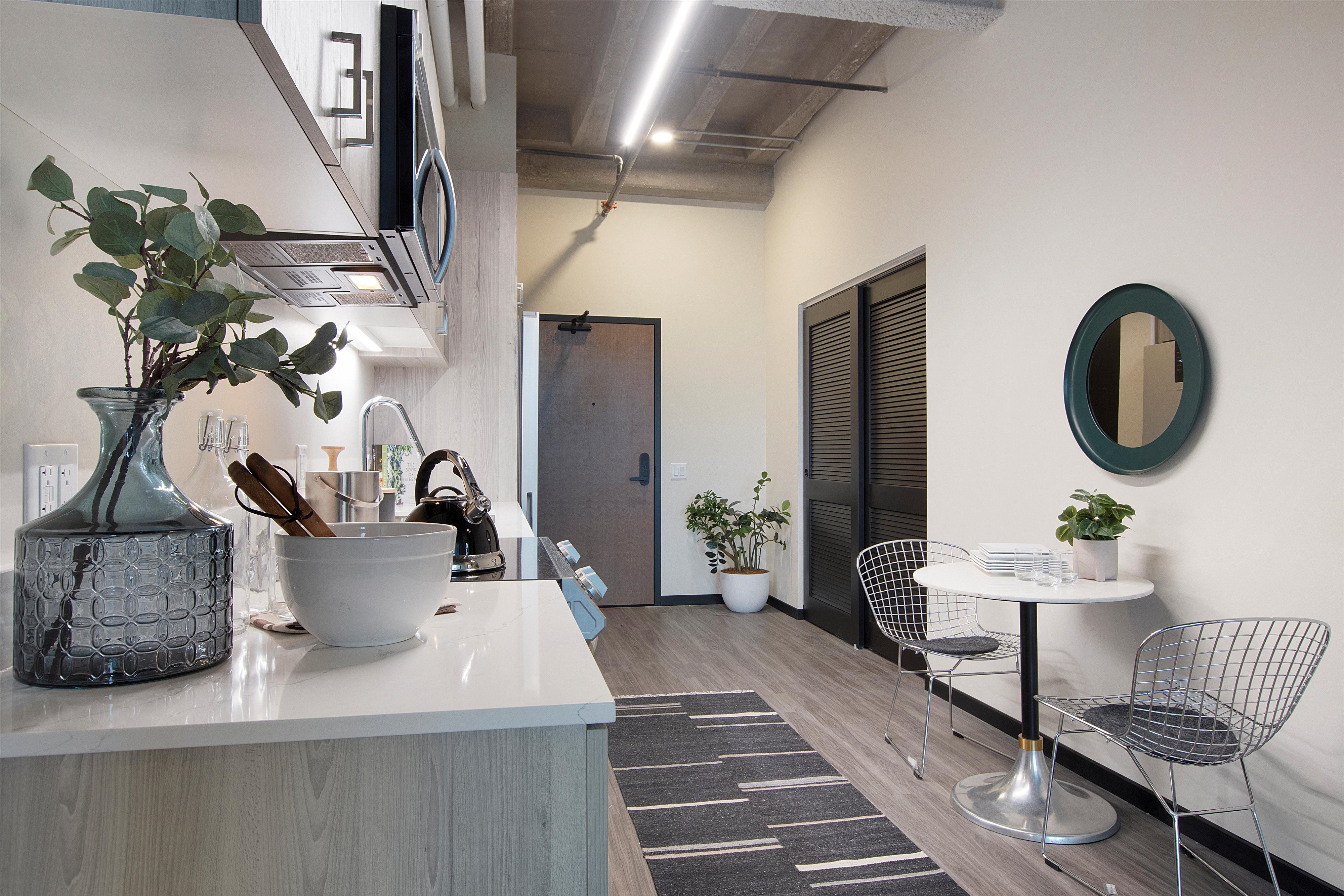 The Ludlow 2032 N Clybourn Ave, Chicago, IL 60614