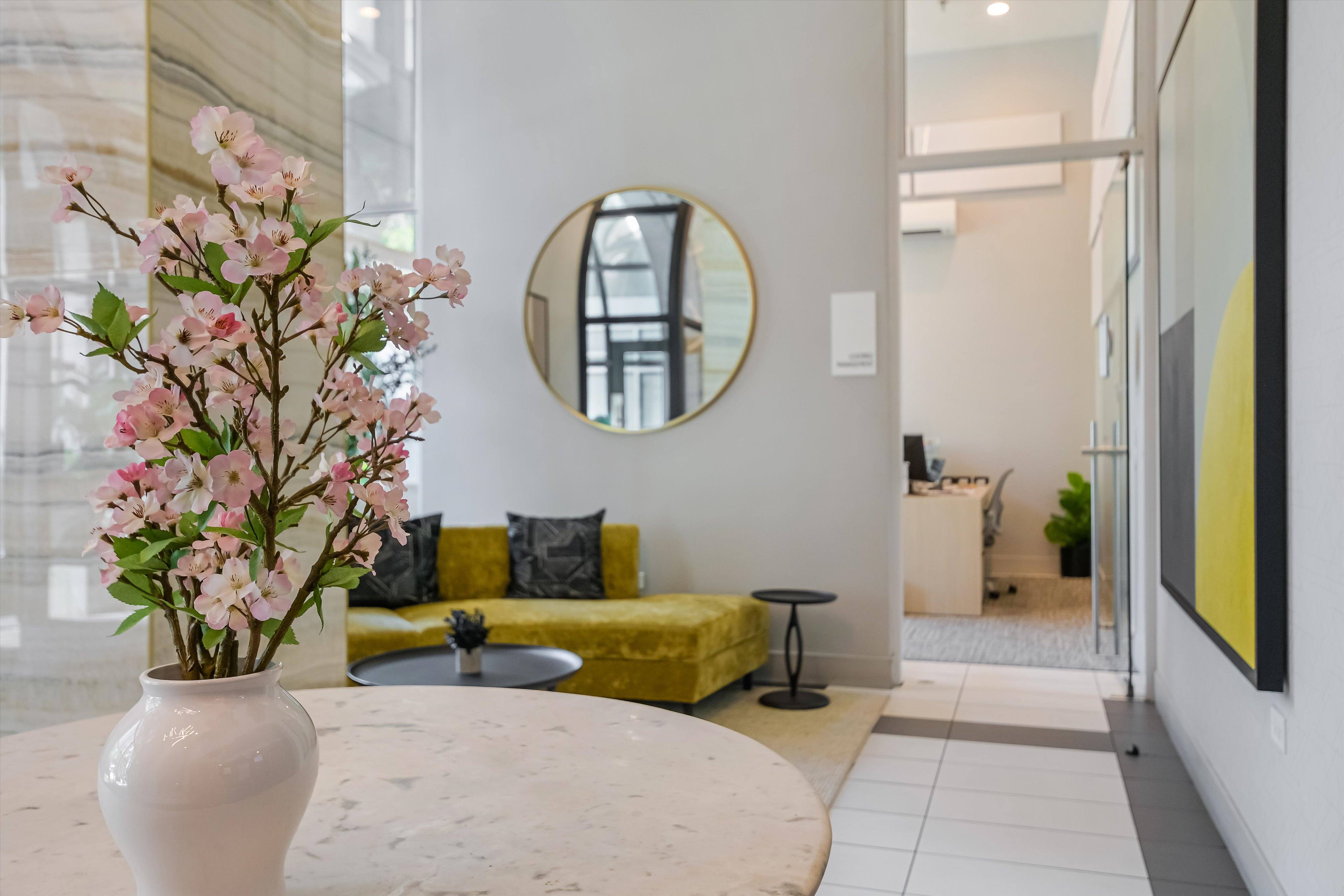 1250 N LaSalle 1250 N. LaSalle Dr., Chicago, IL 60610